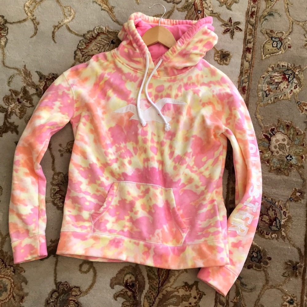 Tye dye Hollister sweater